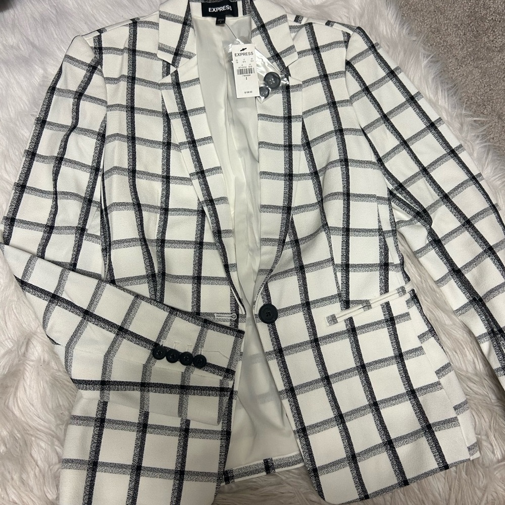 NWT Express Women's Black and White Windowpane Blazer